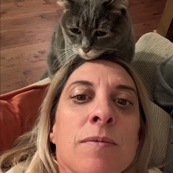 Meet your Posher, Shannon - Picture 2 of 2